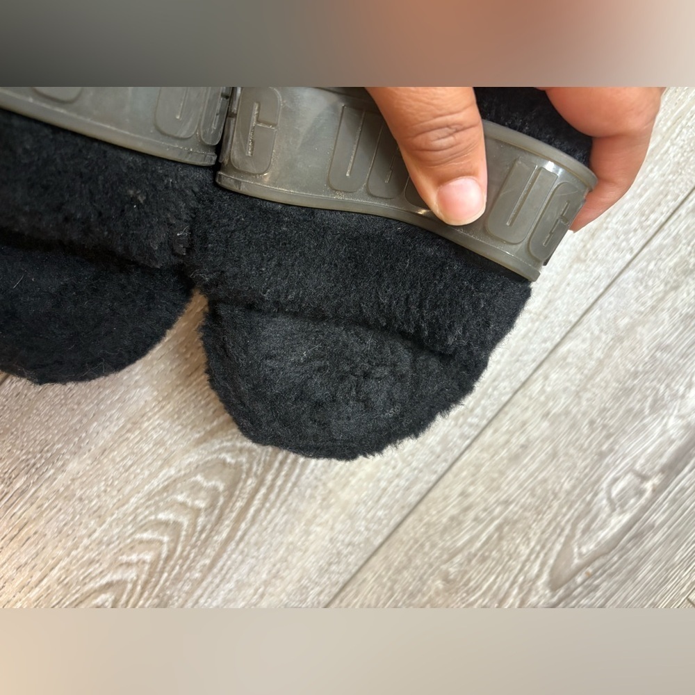 UGG Black Fuzzy Slides with Clear Sole - Picture 4 of 11